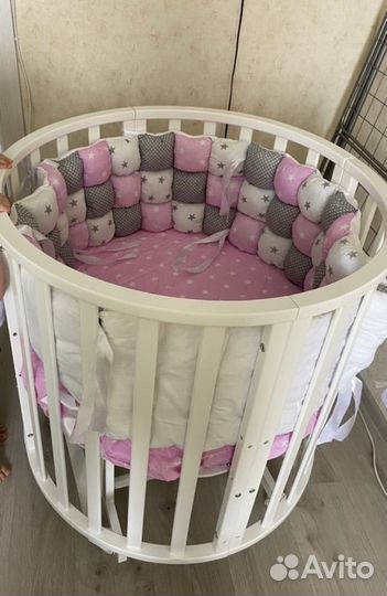 Детская кровать с маятником