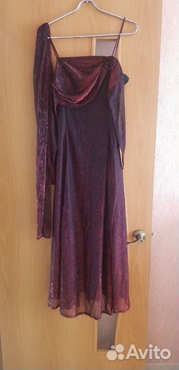 Платье вечернее