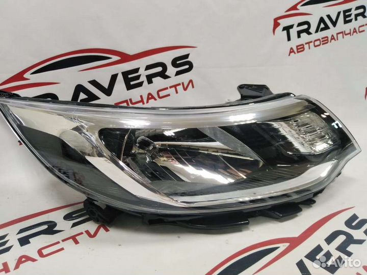 Фара правая KIA RIO lll /2015-2017