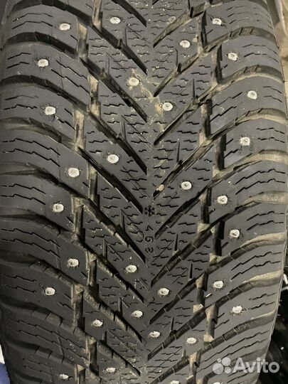 Nokian Tyres Hakkapeliitta 10p SUV 235/55 R20