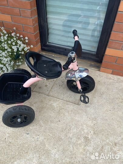 Детский велосипед трехколесный