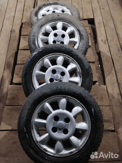 Yokohama Ice Guard Stud IG55 175/65 R14