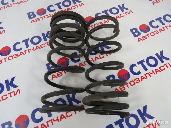 Пружина Зад mitsubishi delica space gear PB5W, PE8