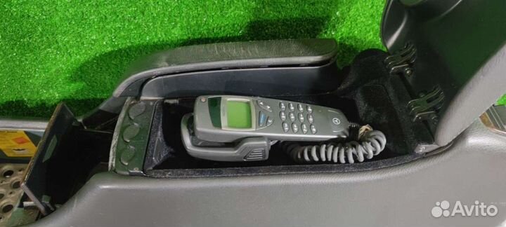 Телефон штатный Mercedes S W220 2000