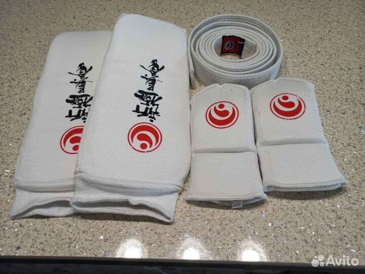 Кимоно, шингарды, накладки для карате