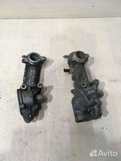 Кронштейн термостата мерседес w202 a1112030473