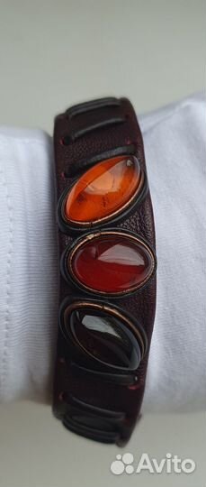 Браслет натур кожи и янтарь калининградский