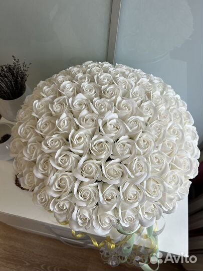 Мыльные розы букет 101 белая роза