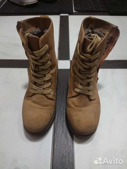 Ботинки женские