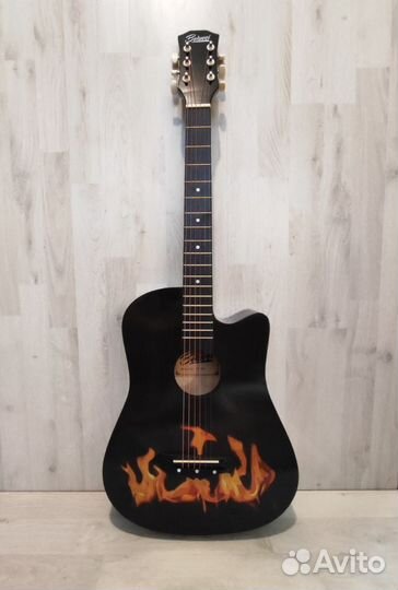 Акустическая гитара новая