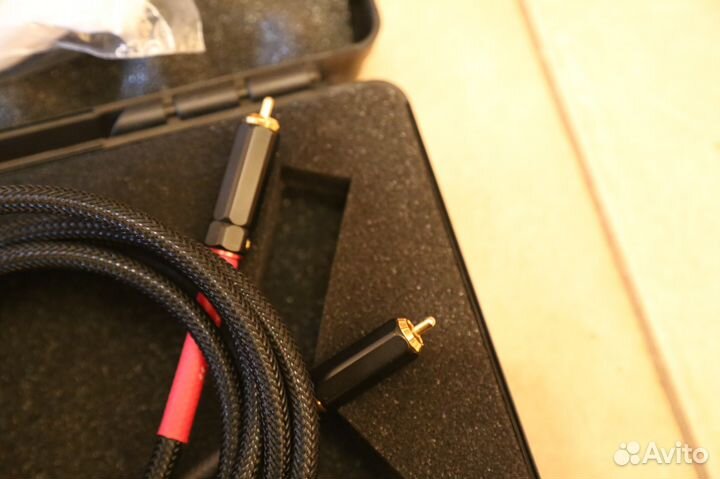 Silent wire NF7 RCA 1,0 М