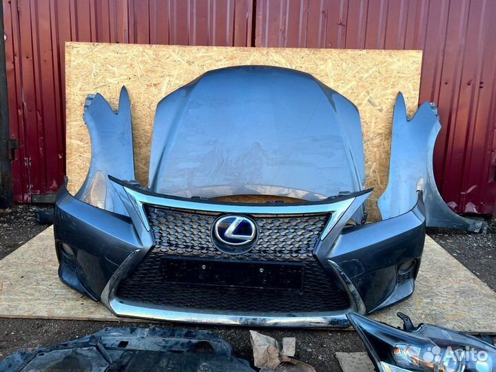 Lexus CT F-Sport передняя часть