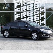 Opel Astra 1.6 MT, 2013, 136 729 км, с пробегом, цена 1 019 000 руб.