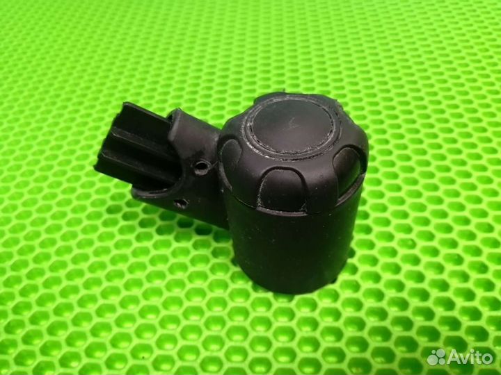 Блок поворотного колеса на детскую коляску