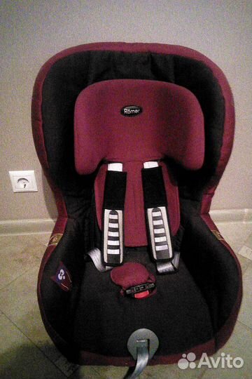 Продаётся автокресло Romer king ECE R44/04 9-18 kg