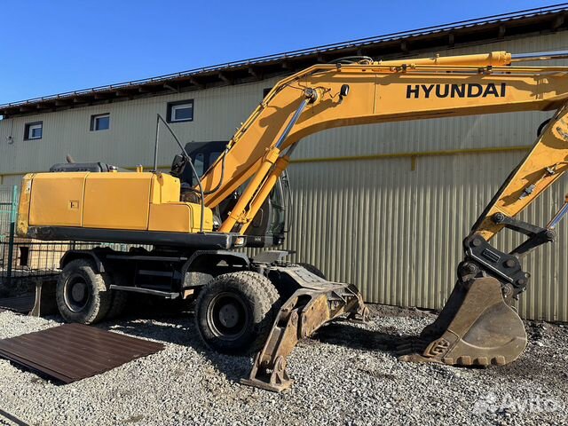 Hyundai r200w 2