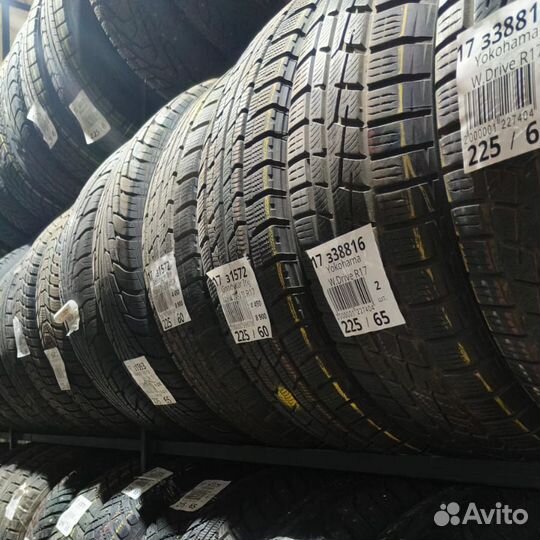 Goodyear EfficientGrip SUV 4x4 235/55 R19 105V