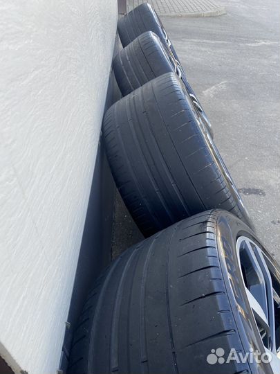 Колеса Pirelli P Zero R20