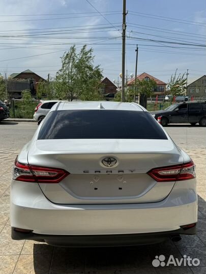 Toyota Camry 2.5 AT, 2019, 90 000 км