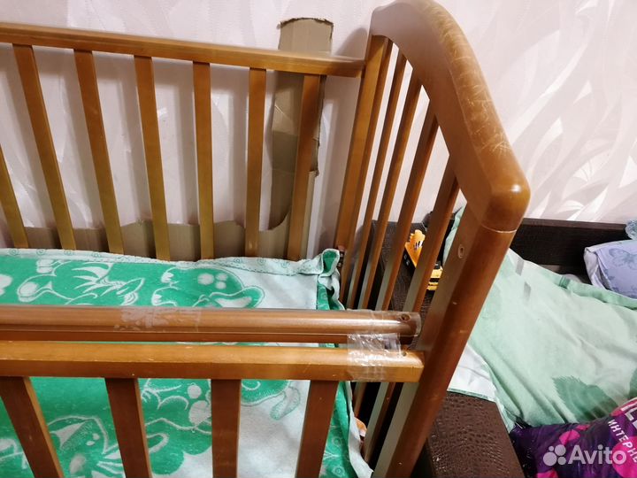 Кроватка детская