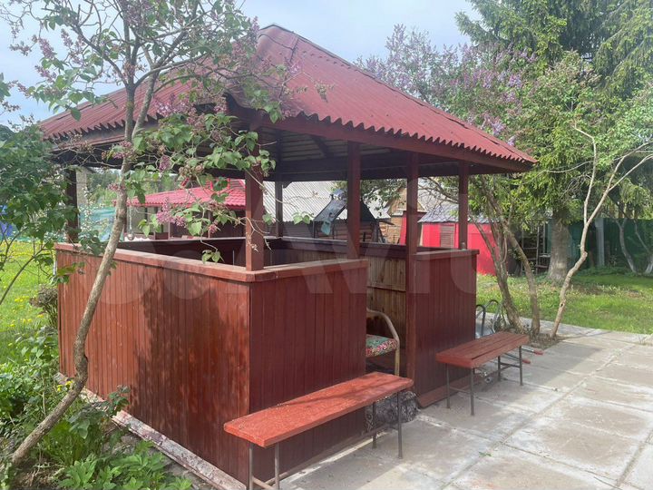 Дом 195 м² на участке 12 сот.