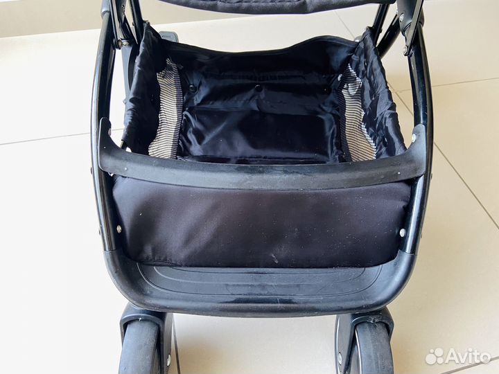 Коляска прогулочная