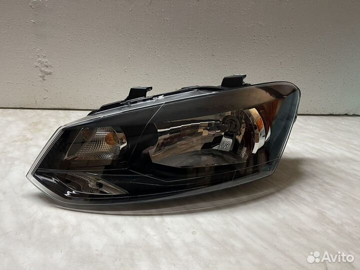 Фара правая/левая Volkswagen Polo / Фольксваген П