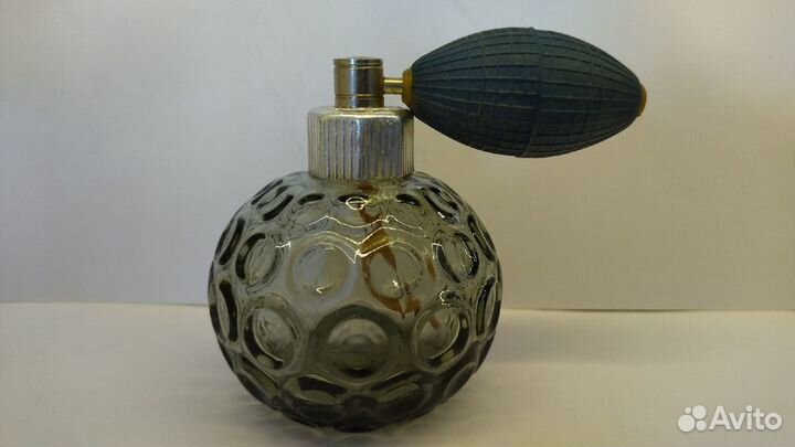 Флакон-пульверизатор цветное стекло. СССР рабочи