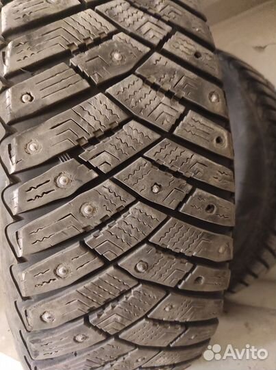 Goodyear Ultragrip Ice Arctic 205/65 R16 99T