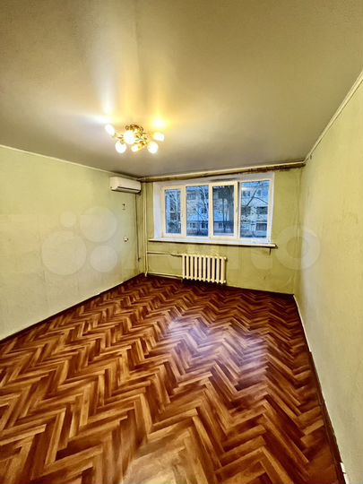 2-к. квартира, 55 м², 2/3 эт.