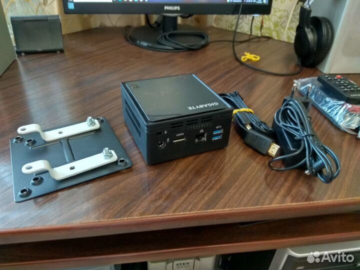 Gigabyte brix GB-bace-3000 с внешней звуковой