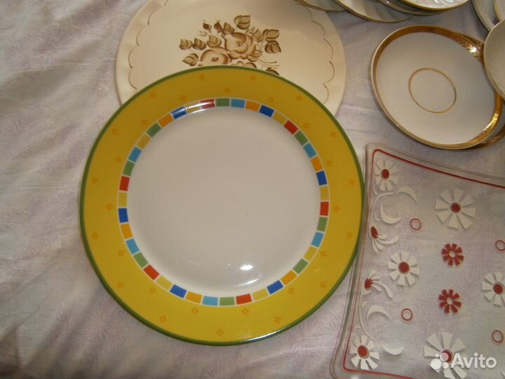 Стаканы, пресс д/чая,молочник,тарелки