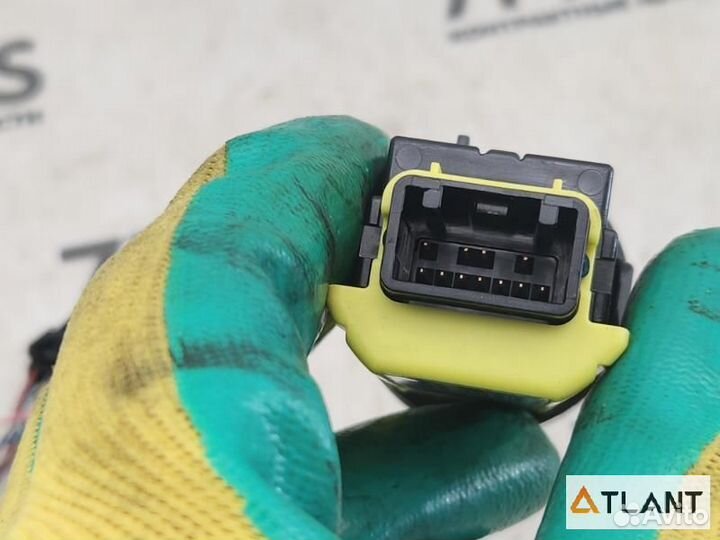 Кнопка пуска двигателя toyota avensis