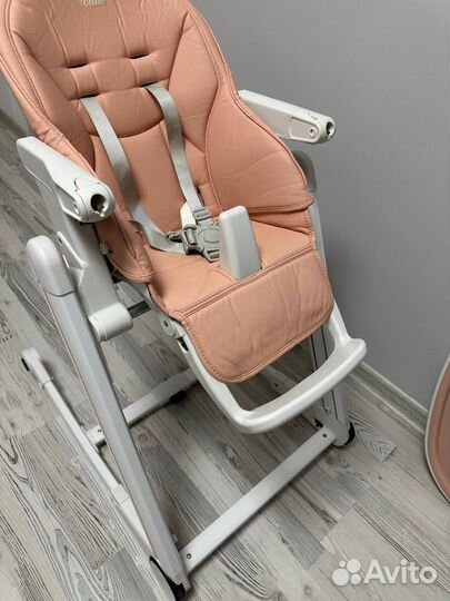 Стульчик для кормления tommy