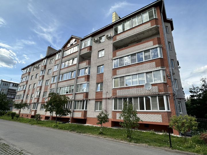 3-к. квартира, 80,2 м², 5/5 эт.