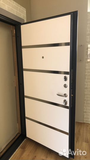 Двери Входные