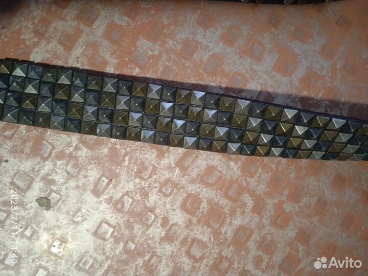 Мужской кожаный ремень коричневый