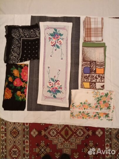 Косынки, платочки, платки новые