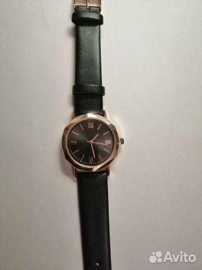 Часы наручные кварцевые Ив Роше новые