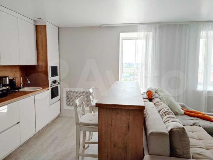 2-к. квартира, 61 м², 13/14 эт.