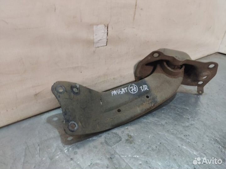 Рычаг продольный задний правый Volkswagen Passat