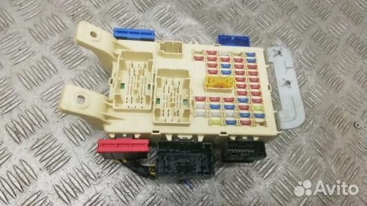 Блок предохранителей KIA RIO 3 (SEA02M101)