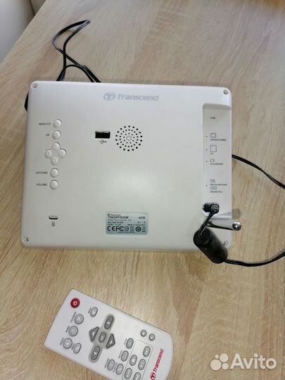 Электронная фоторамка Transcend TFT 8
