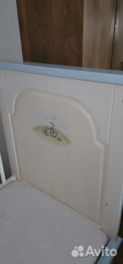 Детская кроватка