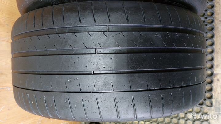 Michelin Pilot Sport 4 S 285/35 R22 106Y