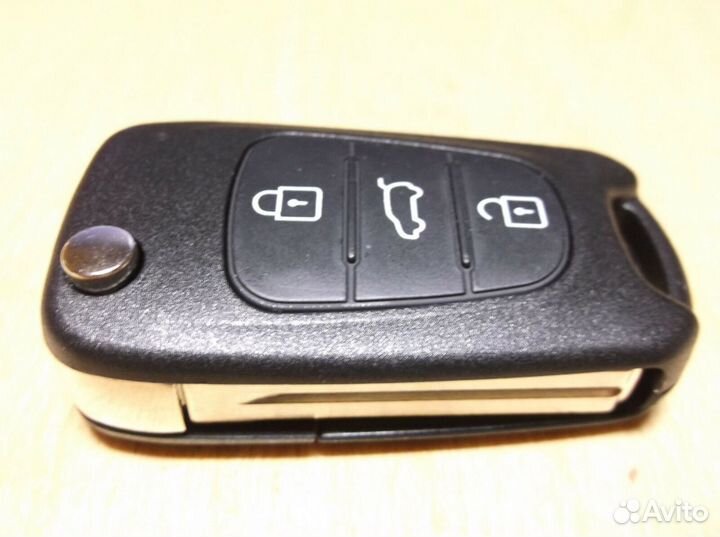 KIA Picanto/Morning чип ключ 954301Y301