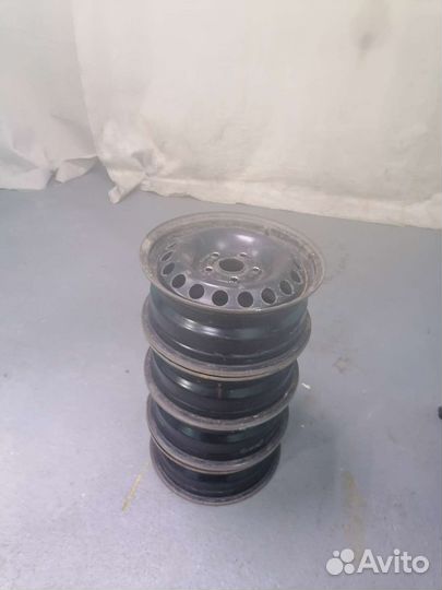 Диски штампованные r15