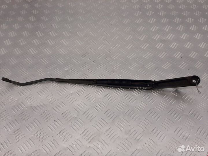 Щеткодержатель (поводок стеклоочистителя, дворник)