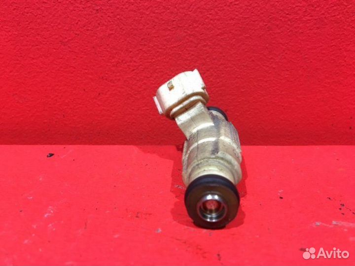 Форсунка Hyundai Tucson JM G4GC 2.0 dohc бензин