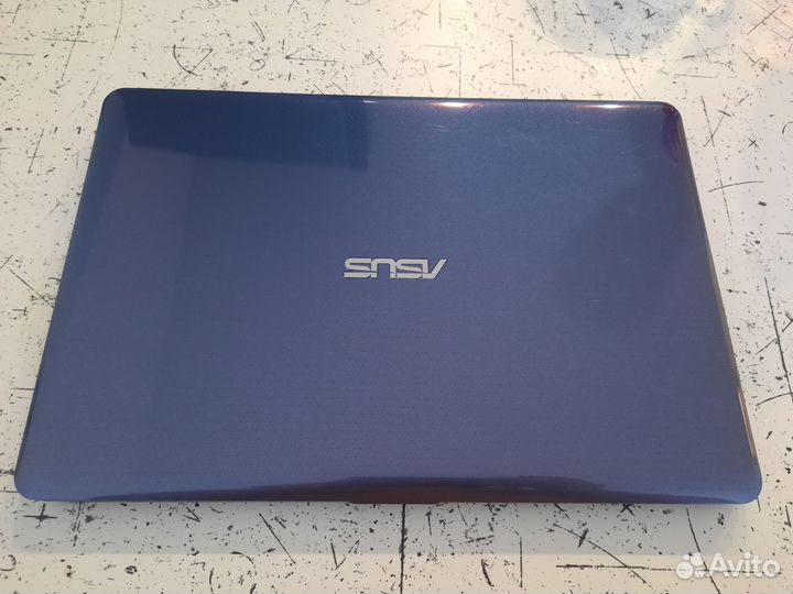Нетбук asus